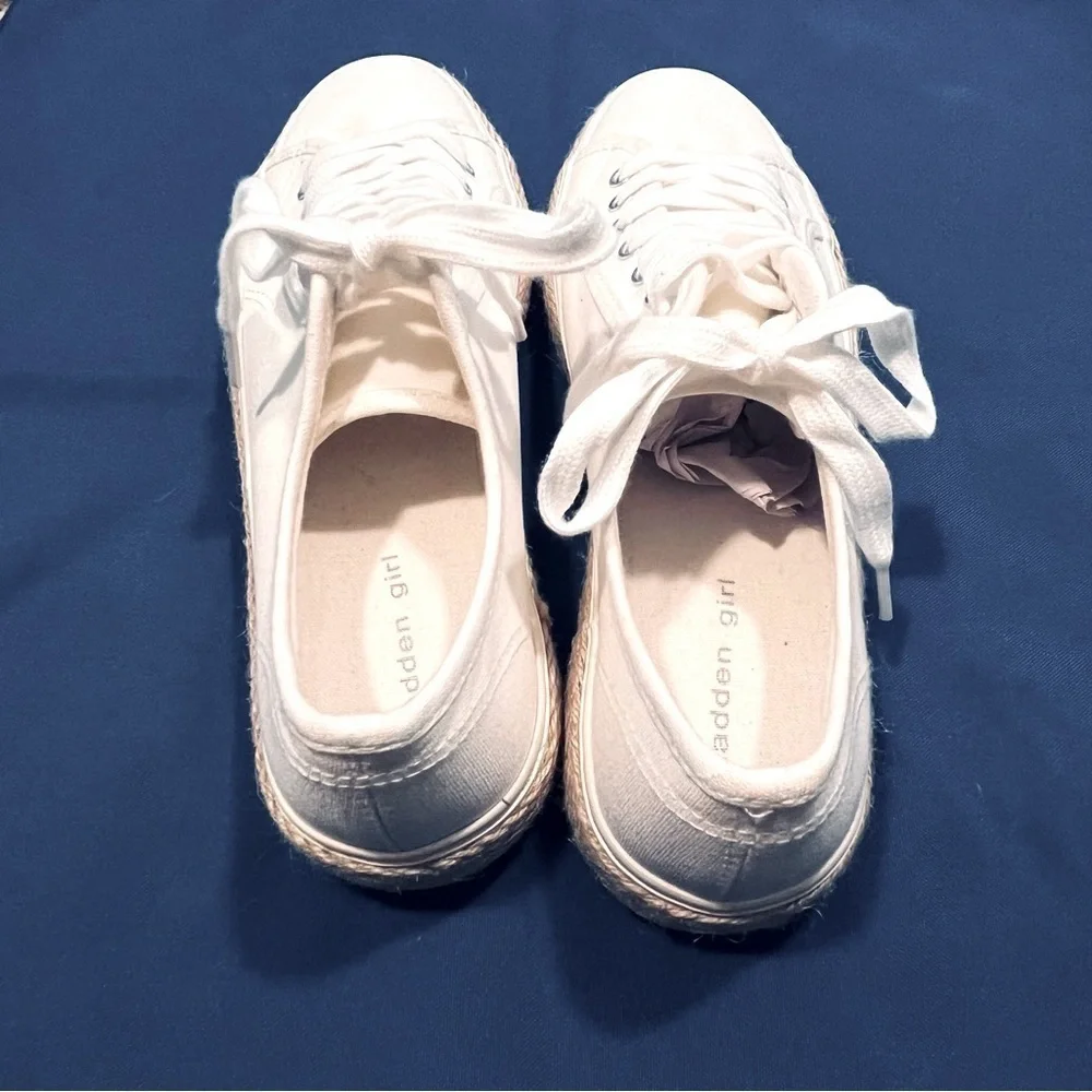 Madden Girl Ariaa Espradille Sneakers white Women’s 8